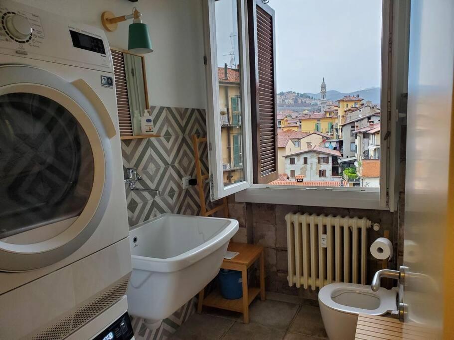 "La Me Ca" Intero Appartamento In Centro Con Vista Sui Colli Bérgamo Exterior foto